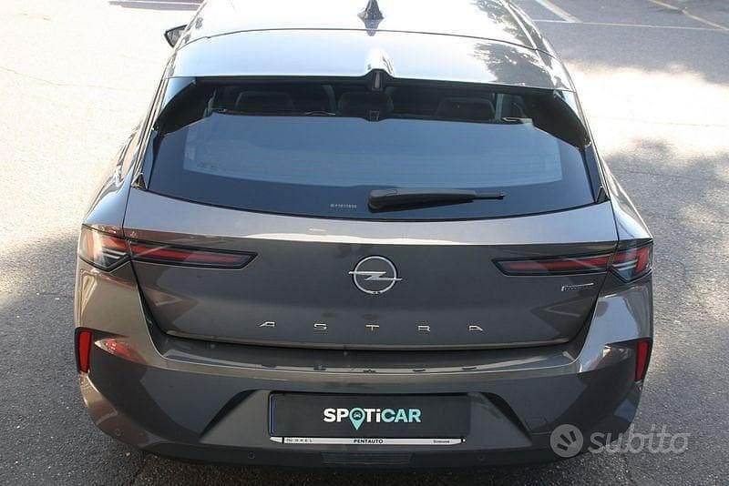 Usata Opel Astra Edition 180 CV (132 kW) 2023 Grigio Berlina