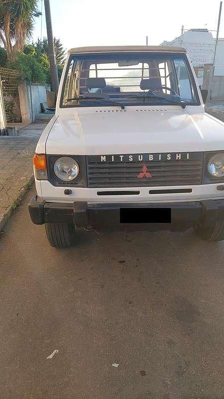 Usata Mitsubishi Pajero 84 CV (61 kW) 1985 Bianco SUV