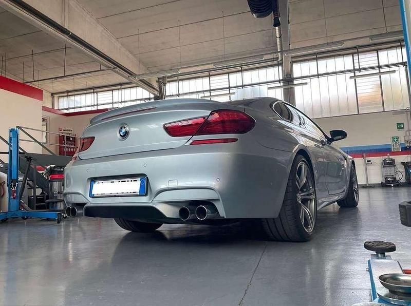 Argento Usata 2013 BMW M6 Efficient Dynamics Coupé | 49.000 € - Immagine 1/4