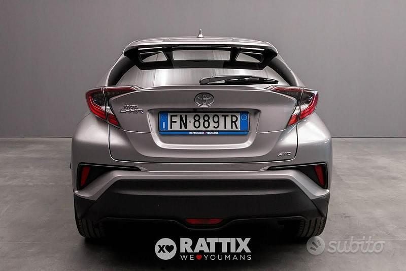 Usata Toyota C-HR Lounge 116 CV (85 kW) 2018 Grigio SUV