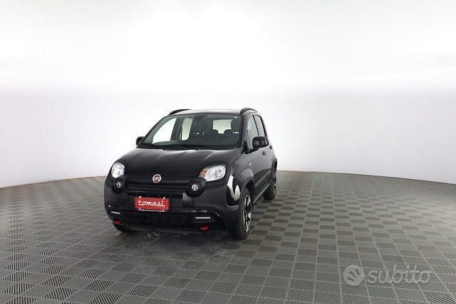 Usata Fiat Panda Cross Cross 69 CV (50 kW) 2024 Nero Utilitaria