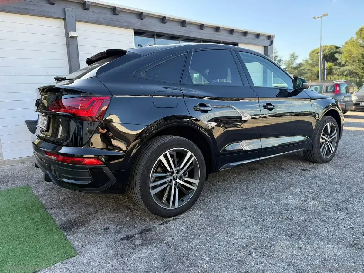 Usata Audi Q5 Sportback S-line plus 204 CV (150 kW) 2021 Nero SUV