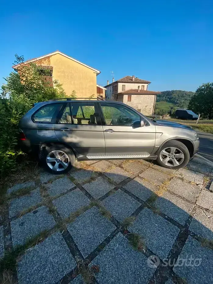 Usata BMW X5 218 CV (160 kW) 2006 Grigio SUV