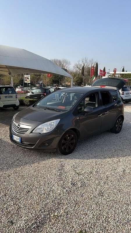 Usata Opel Meriva 120 CV (88 kW) 2011 Monovolume
