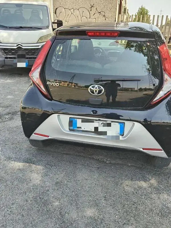 Usata Toyota Aygo X-play 72 CV (52 kW) 2021 Utilitaria