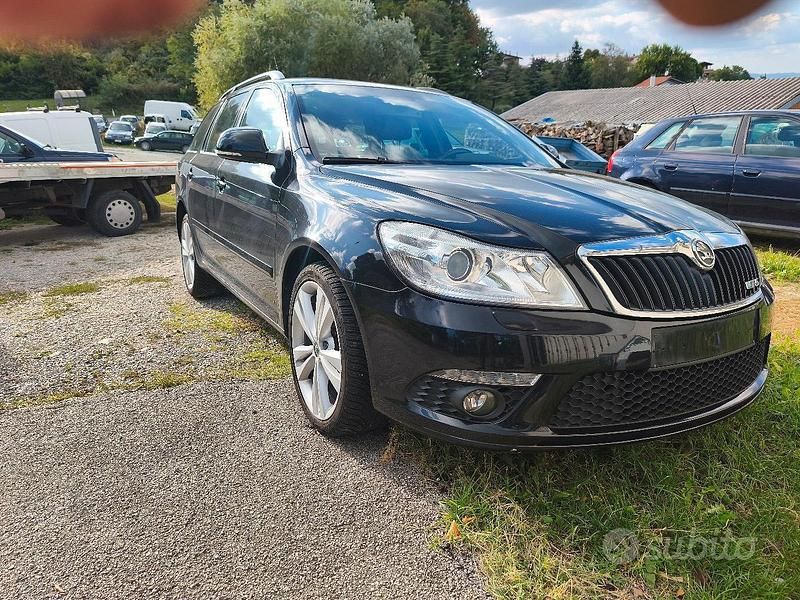 Usata 2009 Skoda Octavia Tre volumi | 5400 € - Immagine 1/4
