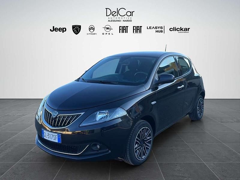 Usata Lancia Ypsilon Gold 69 CV (50 kW) 2022 Nero Utilitaria