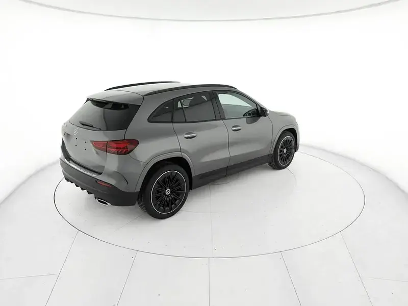 Nuova Mercedes GLA200 AMG line 150 CV (110 kW) 2026 Grigio SUV