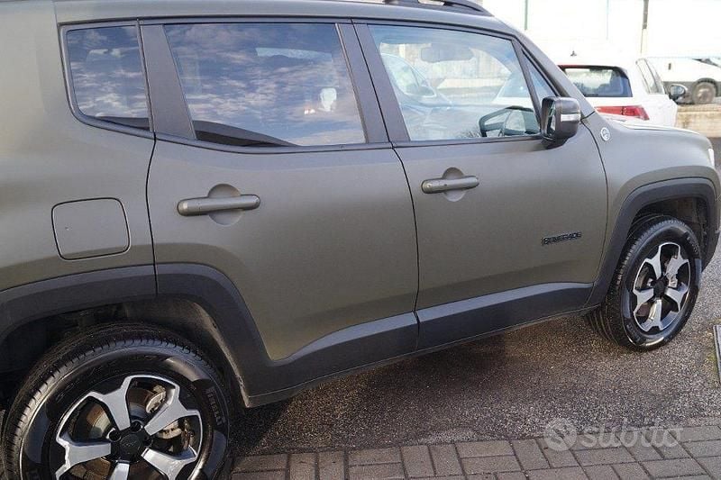 Usata Jeep Renegade Trailhawk 241 CV (177 kW) 2021 Verde SUV
