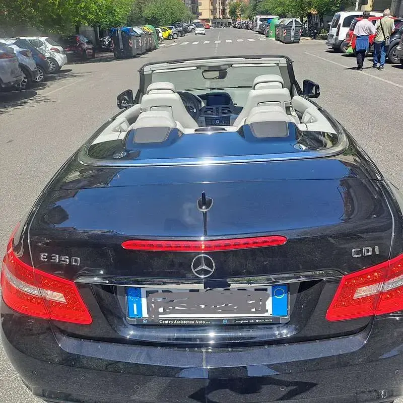 Usata Mercedes E350 Avantgarde 231 CV (169 kW) 2010 Nero Cabrio