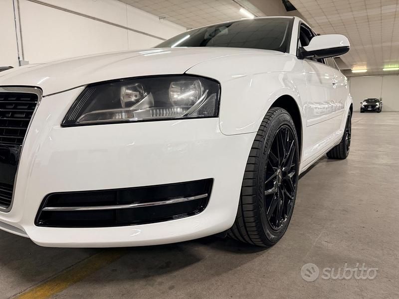 Usata Audi A3 Attraction 160 CV (117 kW) 2010 Bianco Utilitaria