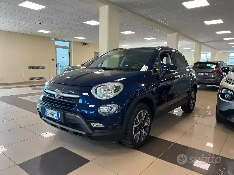 Usata Fiat 500X Cross 140 CV (102 kW) 2018 Bluazzurro SUV