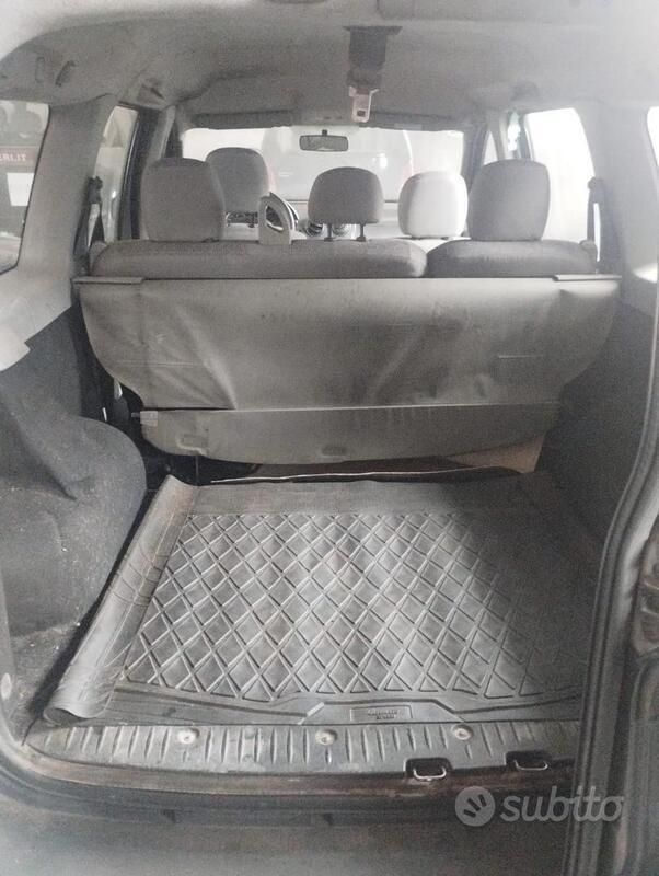 Usata Dacia Logan 68 CV (50 kW) 2008 Berlina