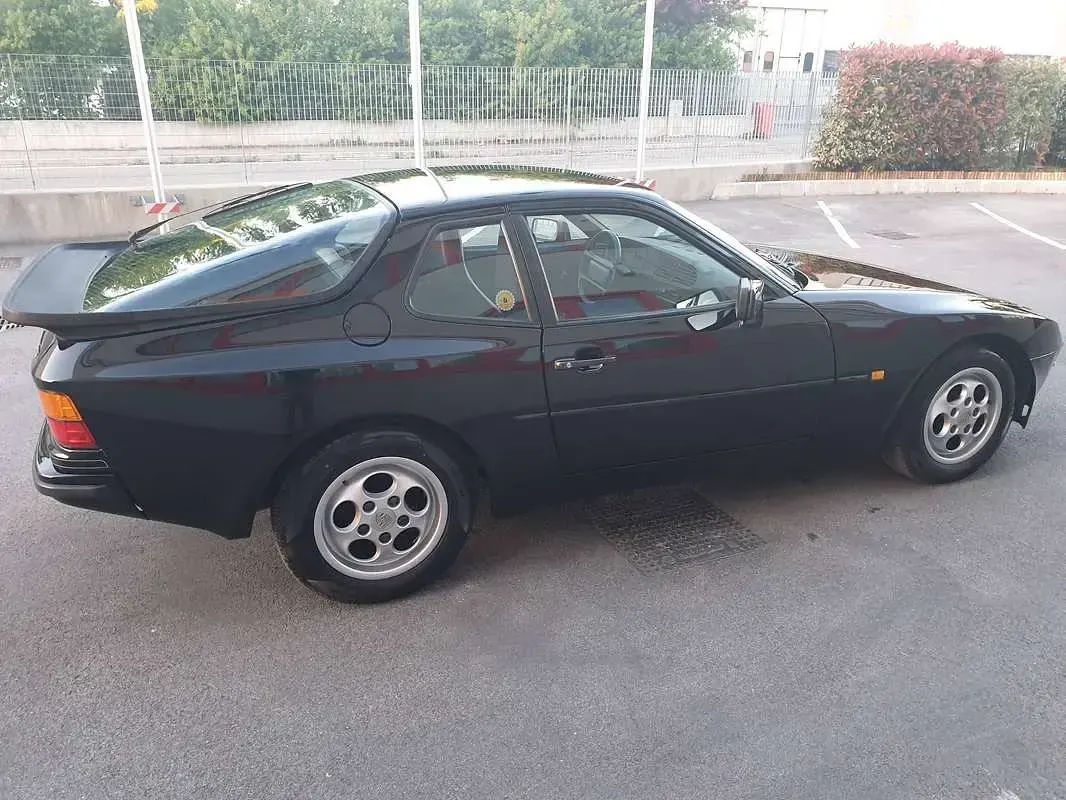 Usata Porsche 944 190 CV (139 kW) 1988 Nero Coupé