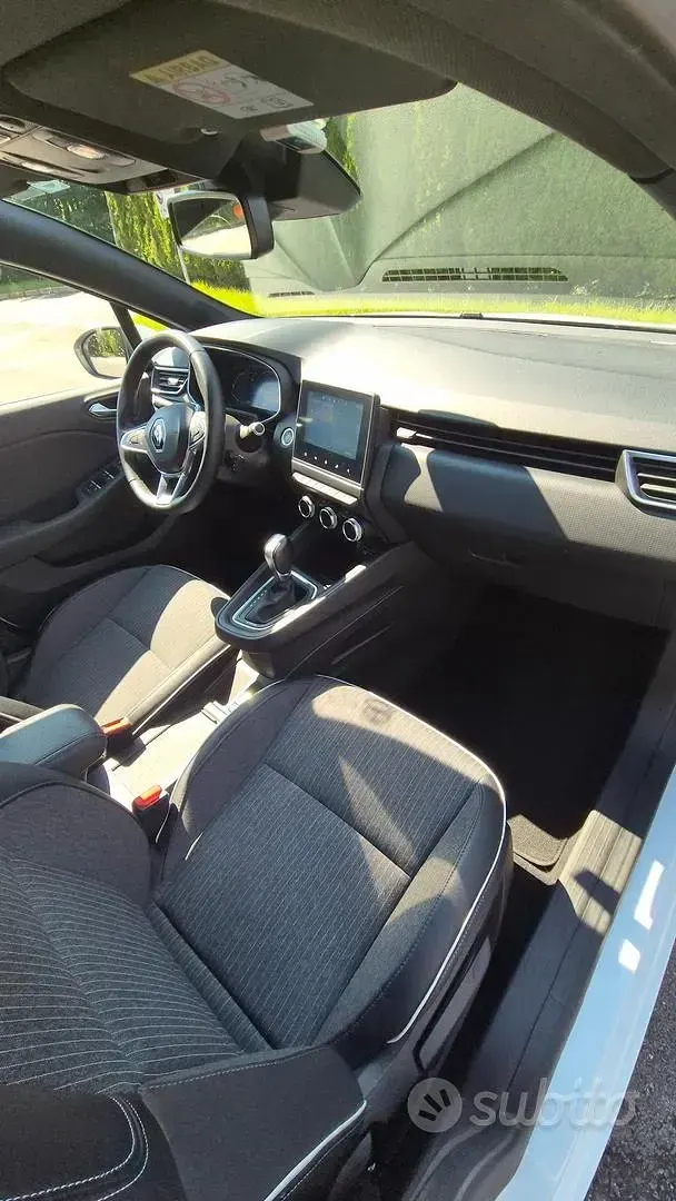 Usata Renault Clio 145 CV (106 kW) 2021 Bianco Utilitaria