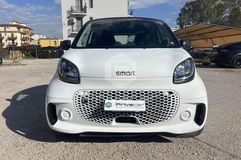 Usata Smart ForTwo Coupé Pure 41 kW (56 CV) 2020 Bianco Utilitaria