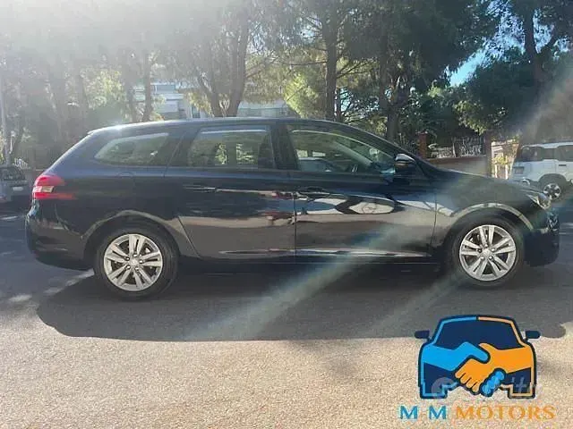 Usata Peugeot 308 SW Business-Line 92 CV (67 kW) 2015 Nero Station wagon