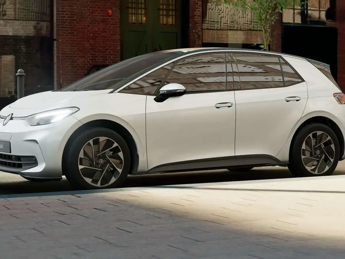 Ny VW ID.3 Pure 125 kW (170 HK) 2026 Vit Halvkombi