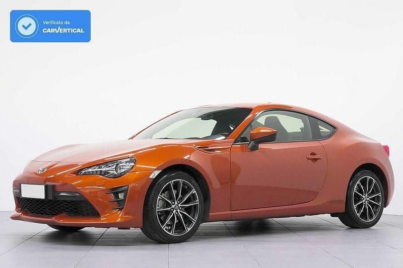 Usata Toyota GT86 GT 200 CV (147 kW) 2017 Arancione Coupé