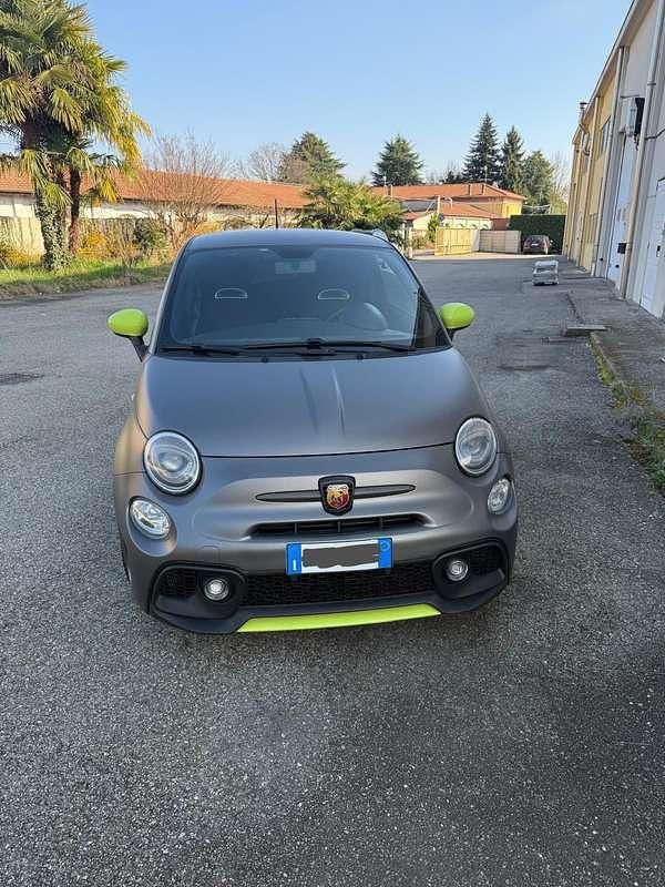 Usata Abarth 595 Pista 165 CV (121 kW) 2019 Grigio Utilitaria