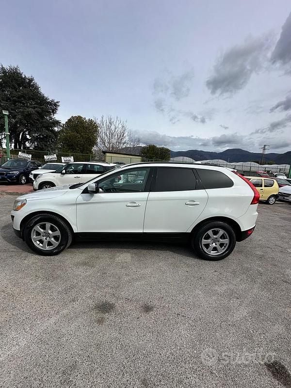 Usata Volvo XC60 Summum 163 CV (119 kW) 2011 Bianco SUV