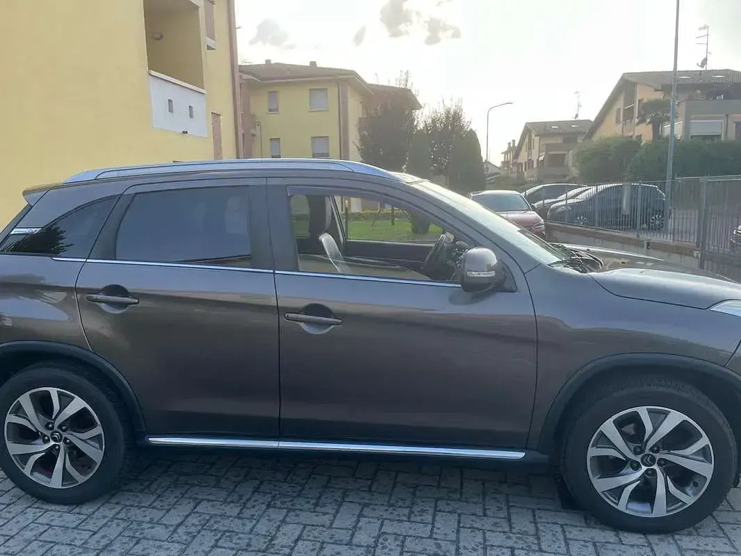 Usata Citroën C4 Aircross 150 CV (110 kW) 2012 Marrone SUV