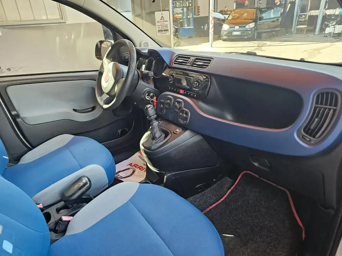 Usata Fiat Panda Easy 69 CV (50 kW) 2013 Grigio Utilitaria
