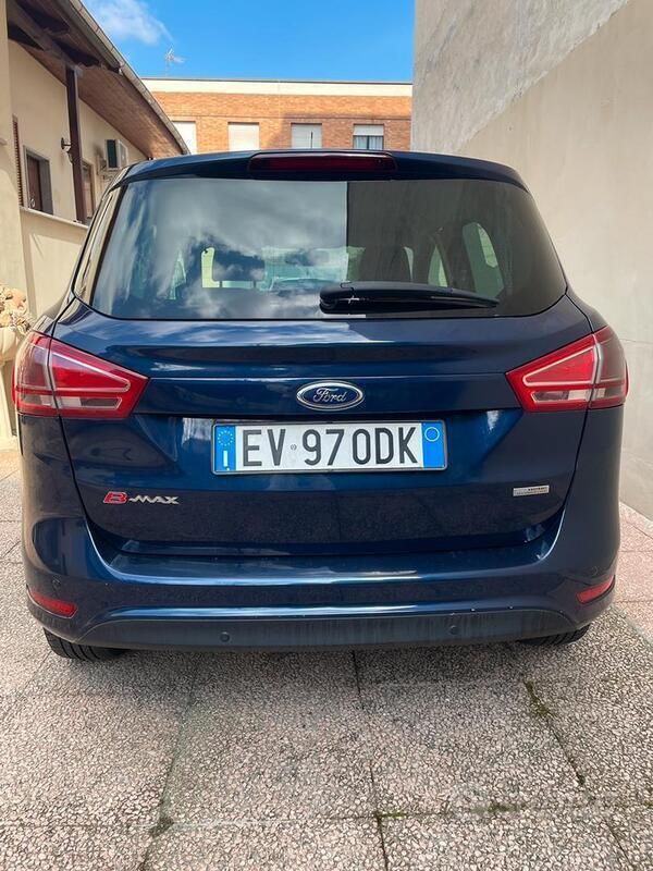 Usata Ford B-MAX Titanium 75 CV (55 kW) 2014 Blu Monovolume