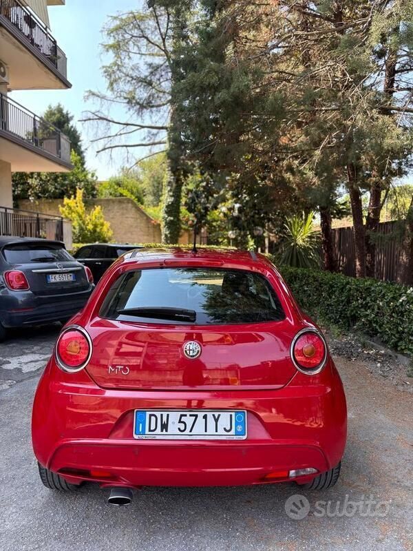 Usata Alfa Romeo MiTo Distinctive 90 CV (66 kW) 2009 Rosso Utilitaria