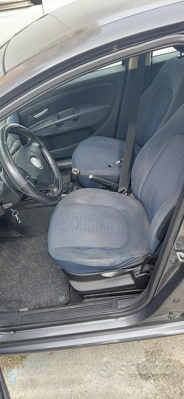 Usata Fiat Grande Punto 75 CV (55 kW) 2007 Utilitaria