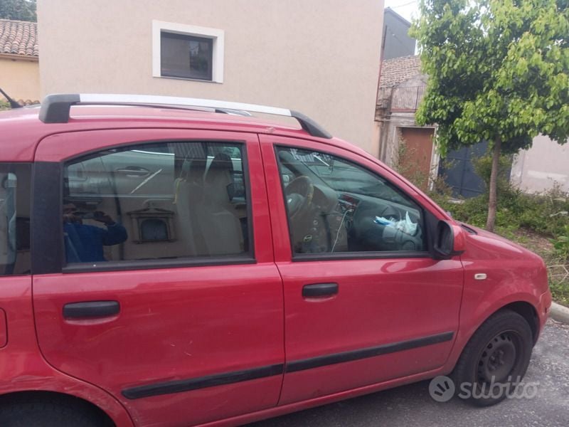 Usata Fiat Panda 2012 Rosso Utilitaria