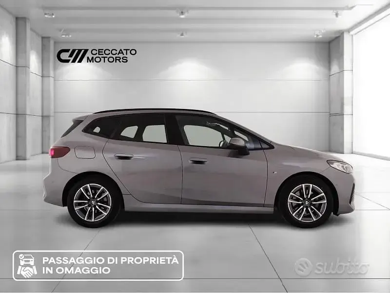 Usata BMW 218 Active Tourer M Sport 150 CV (110 kW) 2022 Grigio Monovolume