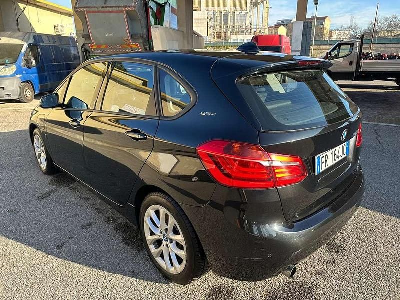 Usata BMW 225 Efficient Dynamics 136 CV (100 kW) 2018 Nero Monovolume