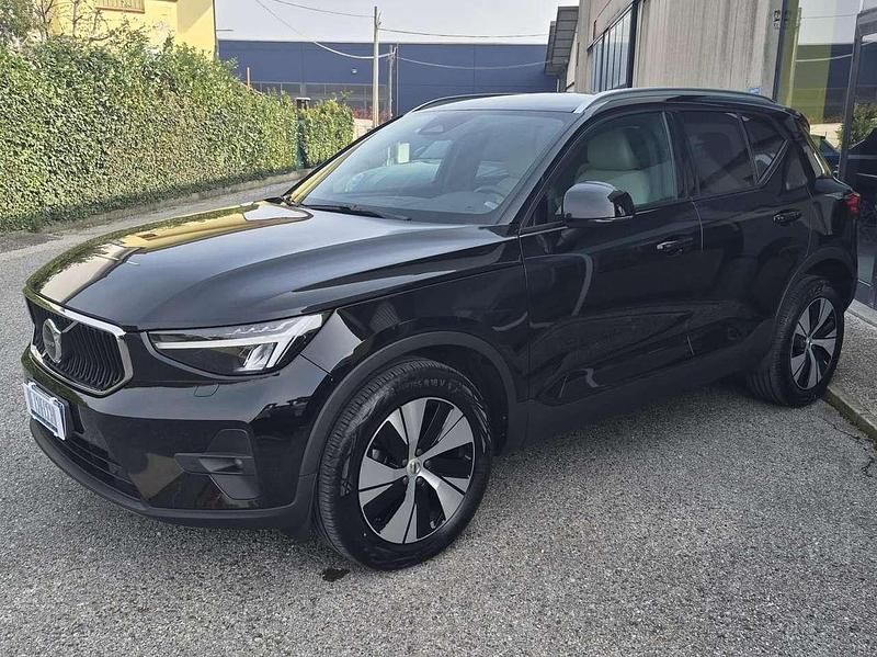 Usata Volvo XC40 Core 197 CV (144 kW) 2022 Nero SUV