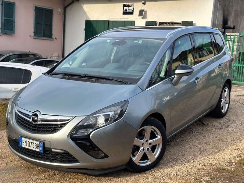 Usata Opel Zafira Tourer Cosmo 165 CV (121 kW) 2012 Grigio Monovolume