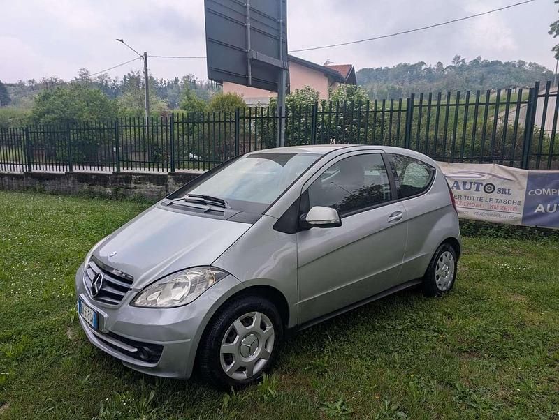 Usata Mercedes A150 95 CV (69 kW) 2008 Argento Berlina