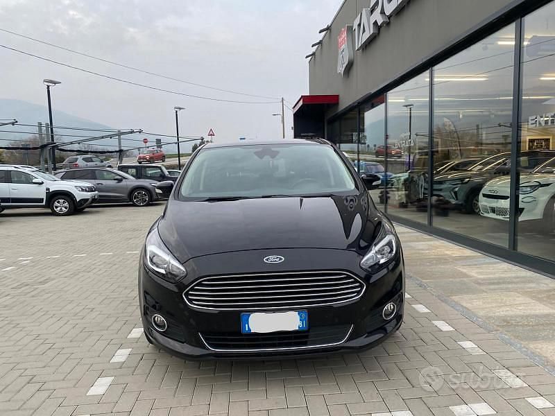 Usata Ford S-MAX Titanium S 150 CV (110 kW) 2015 Nero Monovolume