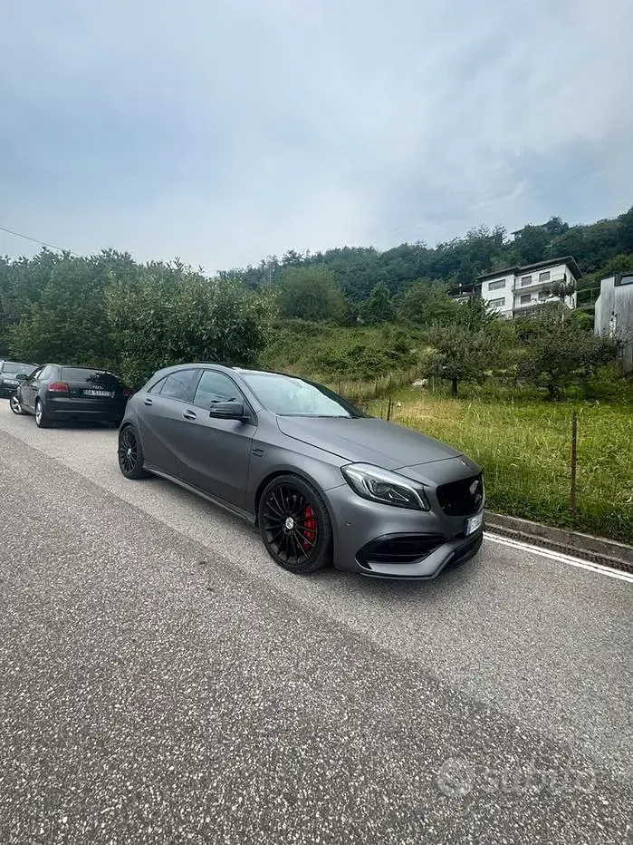 Usata Mercedes A45 AMG AMG 381 CV (280 kW) 2016 Grigio Utilitaria