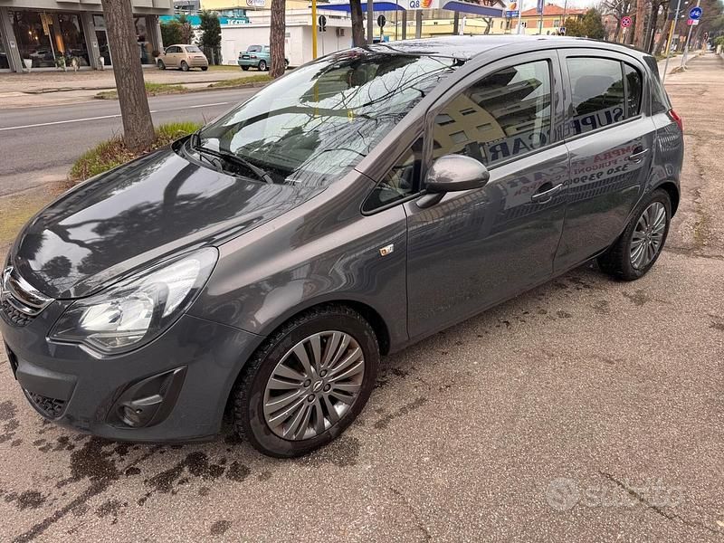 Usata Opel Corsa 85 CV (62 kW) 2014 Grigio Utilitaria