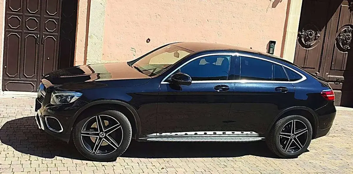 Usata Mercedes GLC250 204 CV (150 kW) 2019 Nero SUV