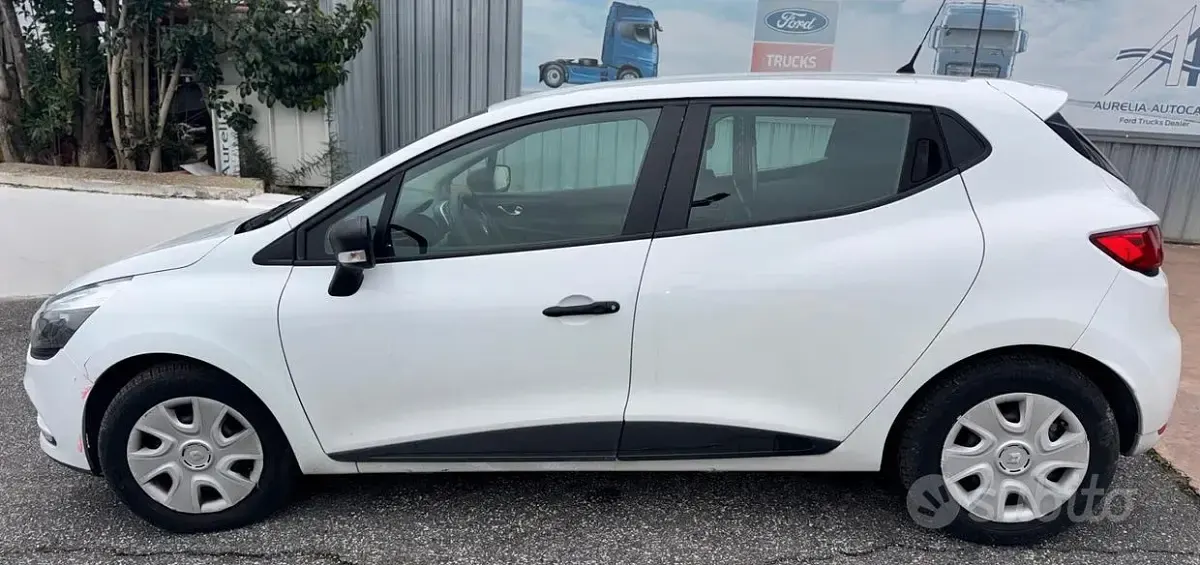 Usata Renault Clio IV Business 73 CV (53 kW) 2018 Bianco Furgone