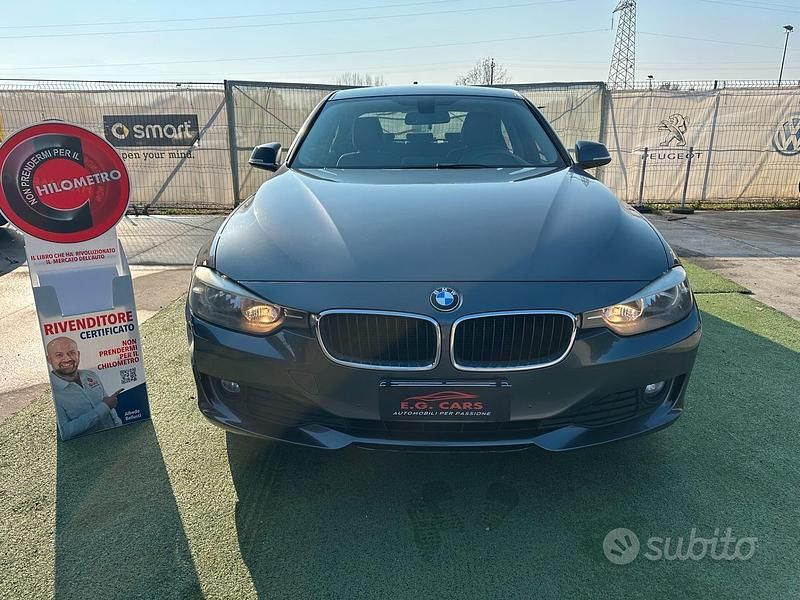 Usata BMW 320 Luxury Line 163 CV (119 kW) 2013 Grigio Berlina