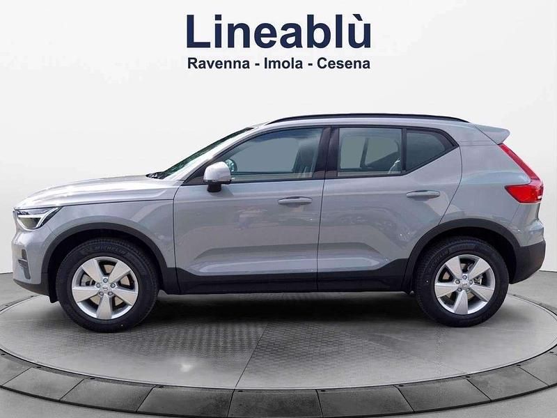 Nuova Volvo XC40 163 CV (119 kW) 2025 Grigio SUV