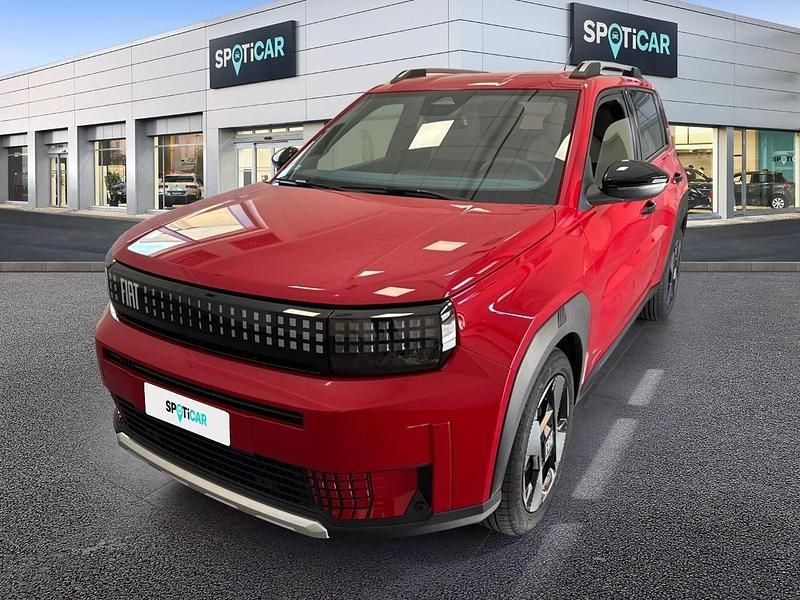 Usata Fiat Grande Panda La Prima 110 CV (80 kW) 2025 Rosso Utilitaria