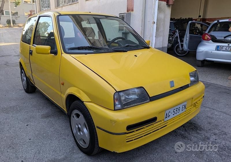 Usata Fiat Cinquecento 54 CV (39 kW) 1995 Giallo Utilitaria