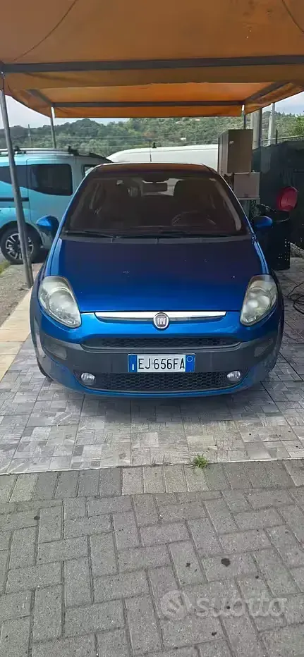 Usata Fiat Punto Evo Active 69 CV (50 kW) 2011 Utilitaria
