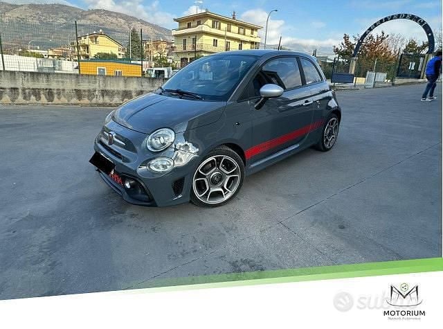 Usata Abarth 595 145 CV (106 kW) 2017 Giallo Utilitaria