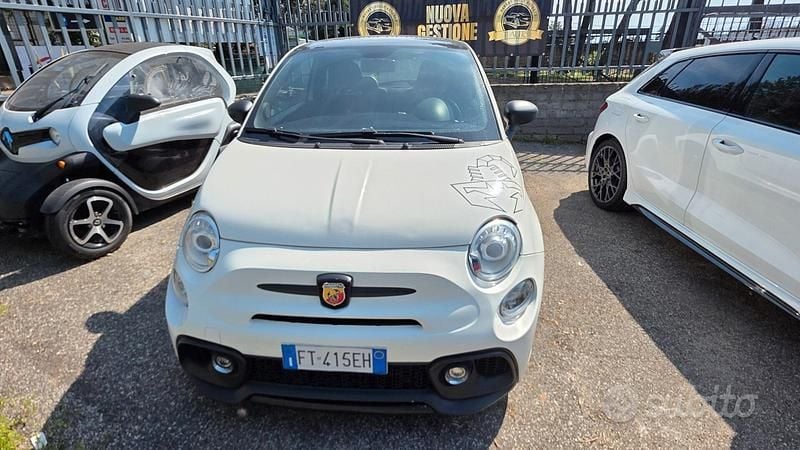 Usata Abarth 500 Custom 134 CV (98 kW) 2015 Bianco Utilitaria