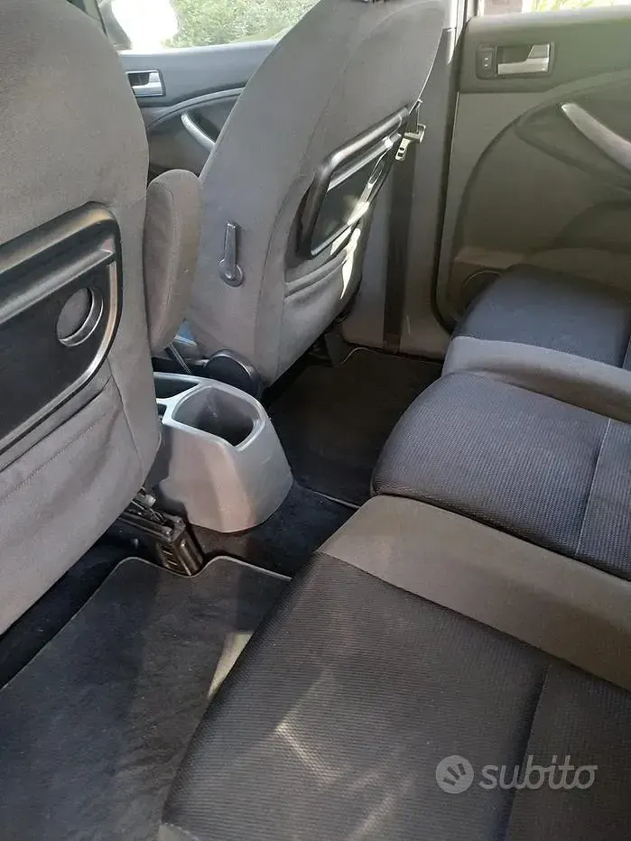 Usata Ford C-MAX 90 CV (66 kW) 2008 Grigio Monovolume