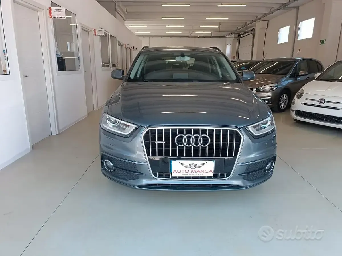 Usata Audi Q3 Advanced Plus 170 CV (125 kW) 2012 Grigio SUV